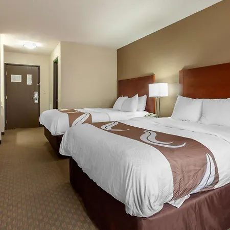 Quality Inn Hays I-70 Exterior photo