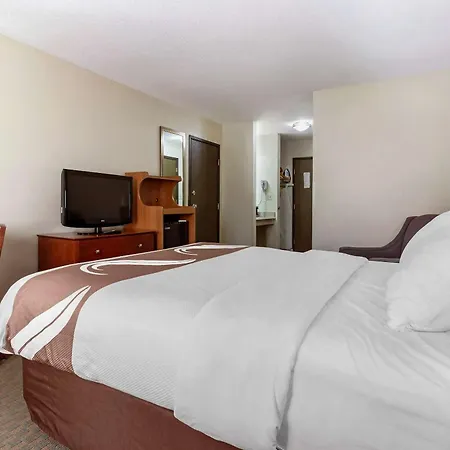 Quality Inn Hays I-70 Exterior photo