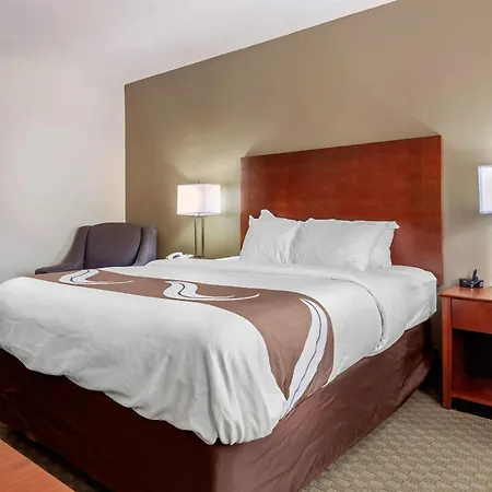Quality Inn Hays I-70 Exterior photo