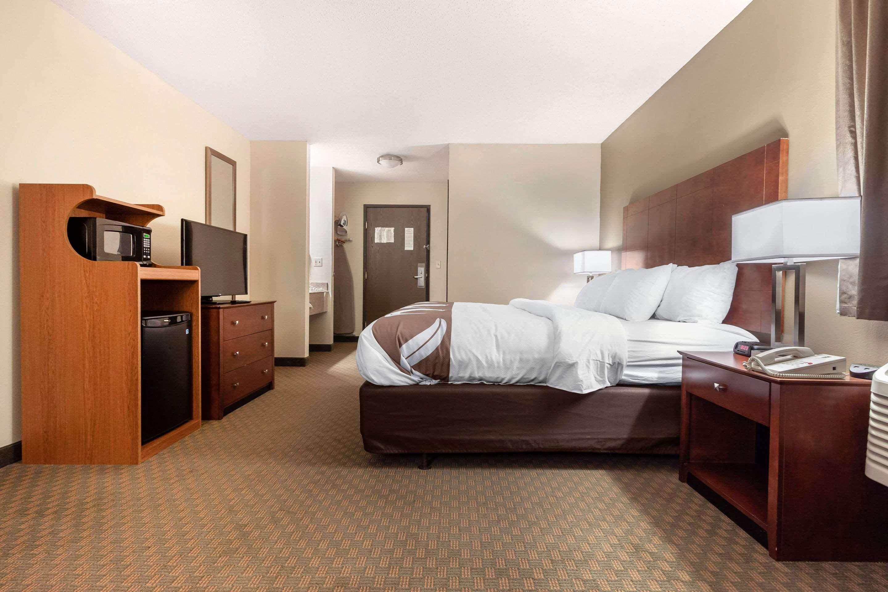 Quality I-70 Inn Hays