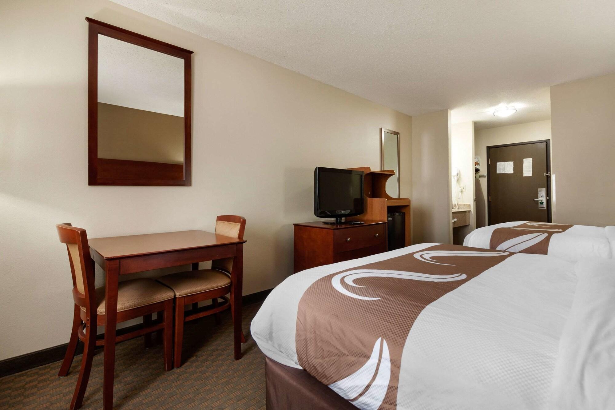 Quality I-70 Inn 3*