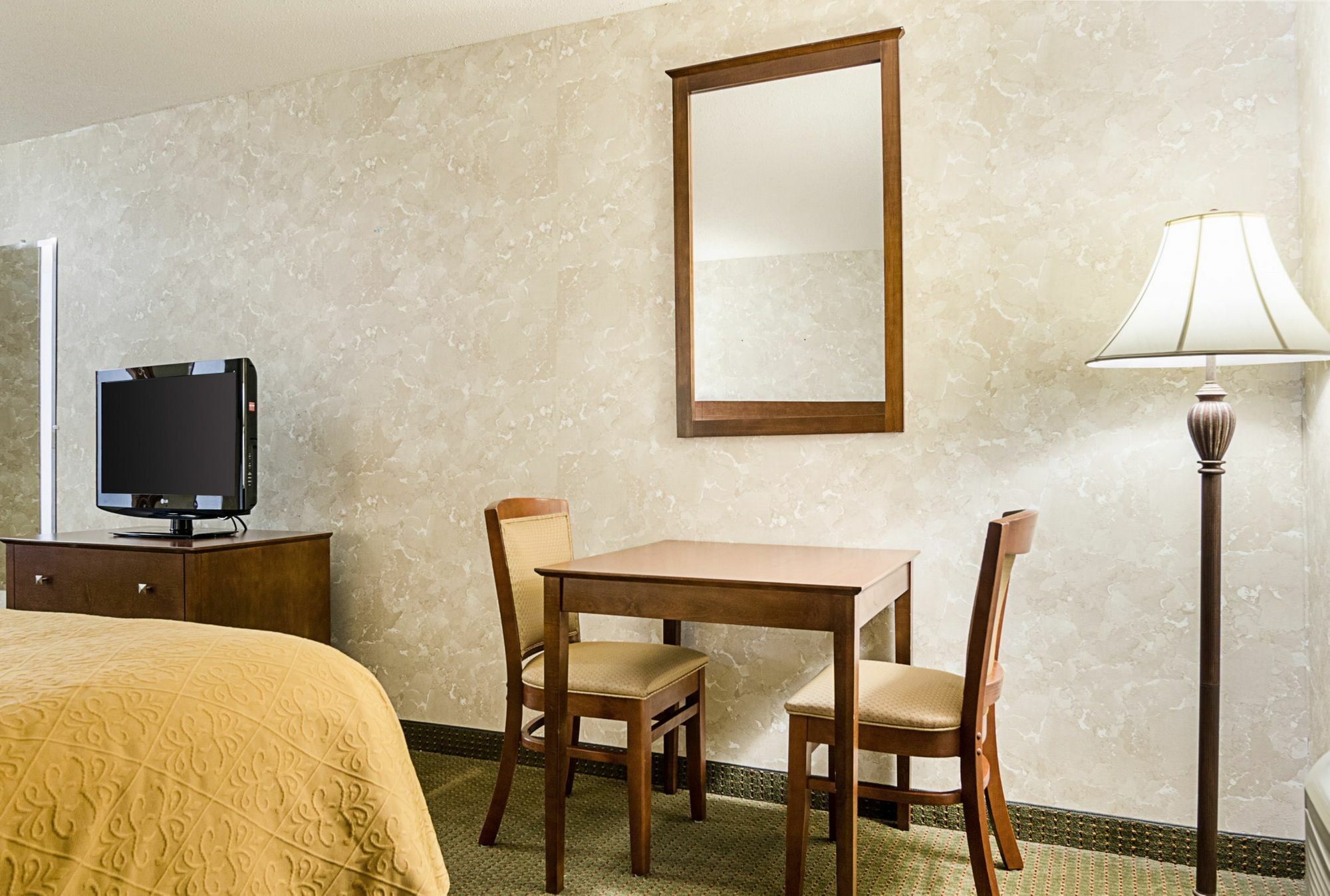 Quality I-70 Inn Hays